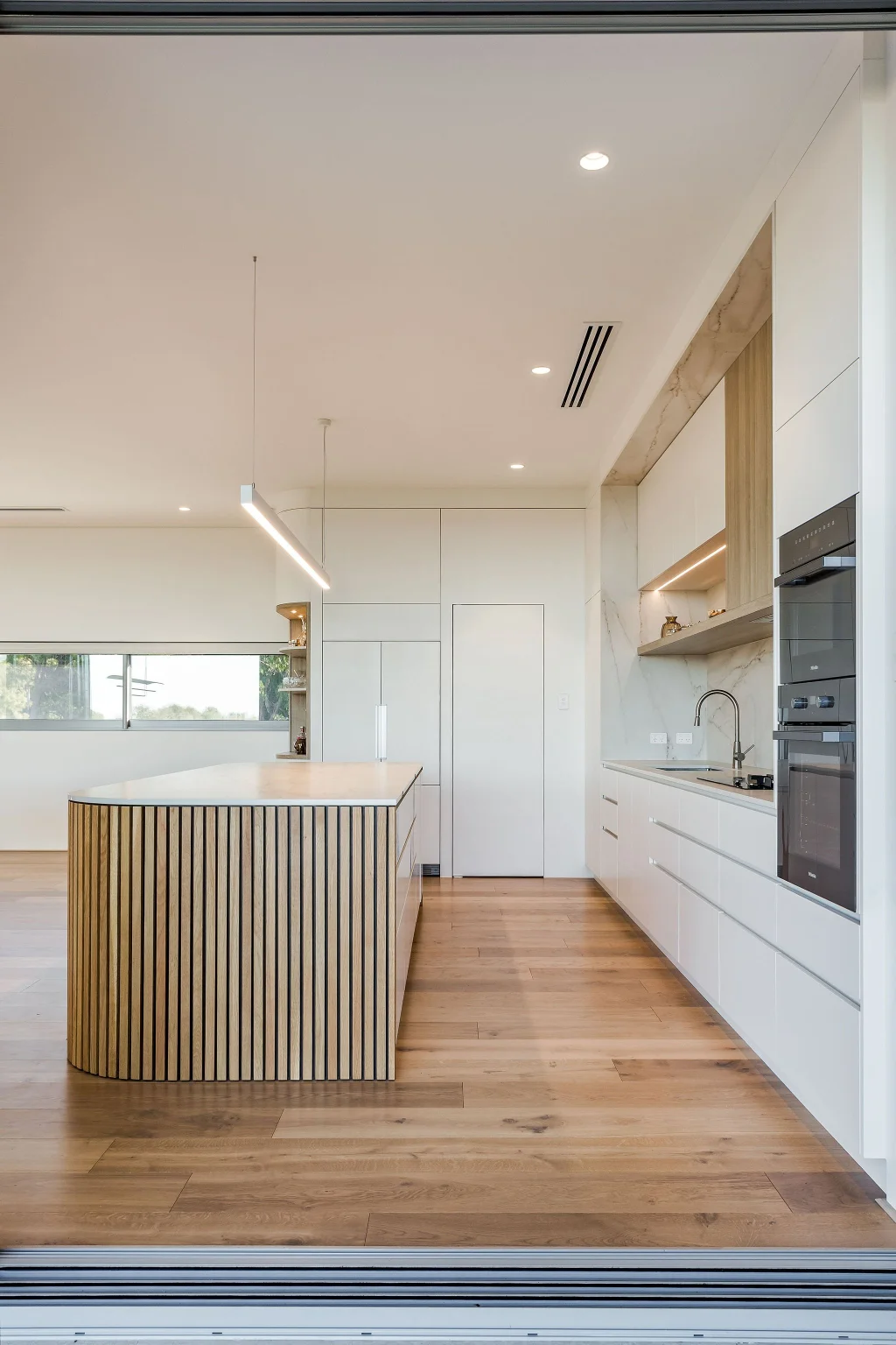 Eagle Bay Beach House Image 12