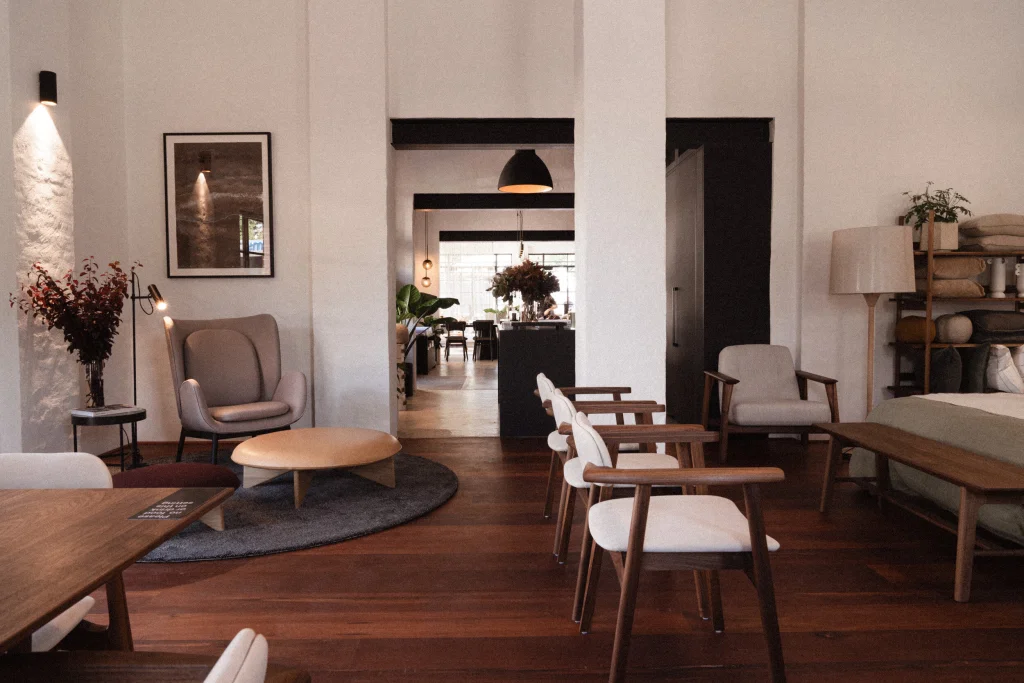loam-showroom-2 loam-showroom-2