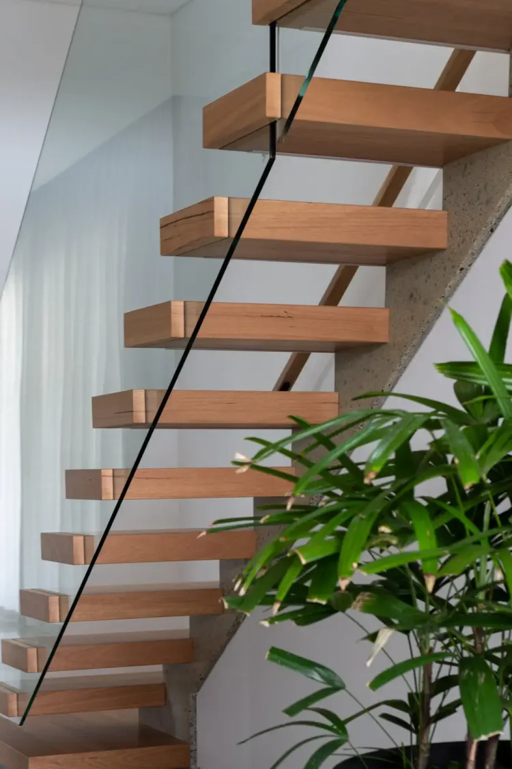 <p>Nature meets design</p>
 Image 4