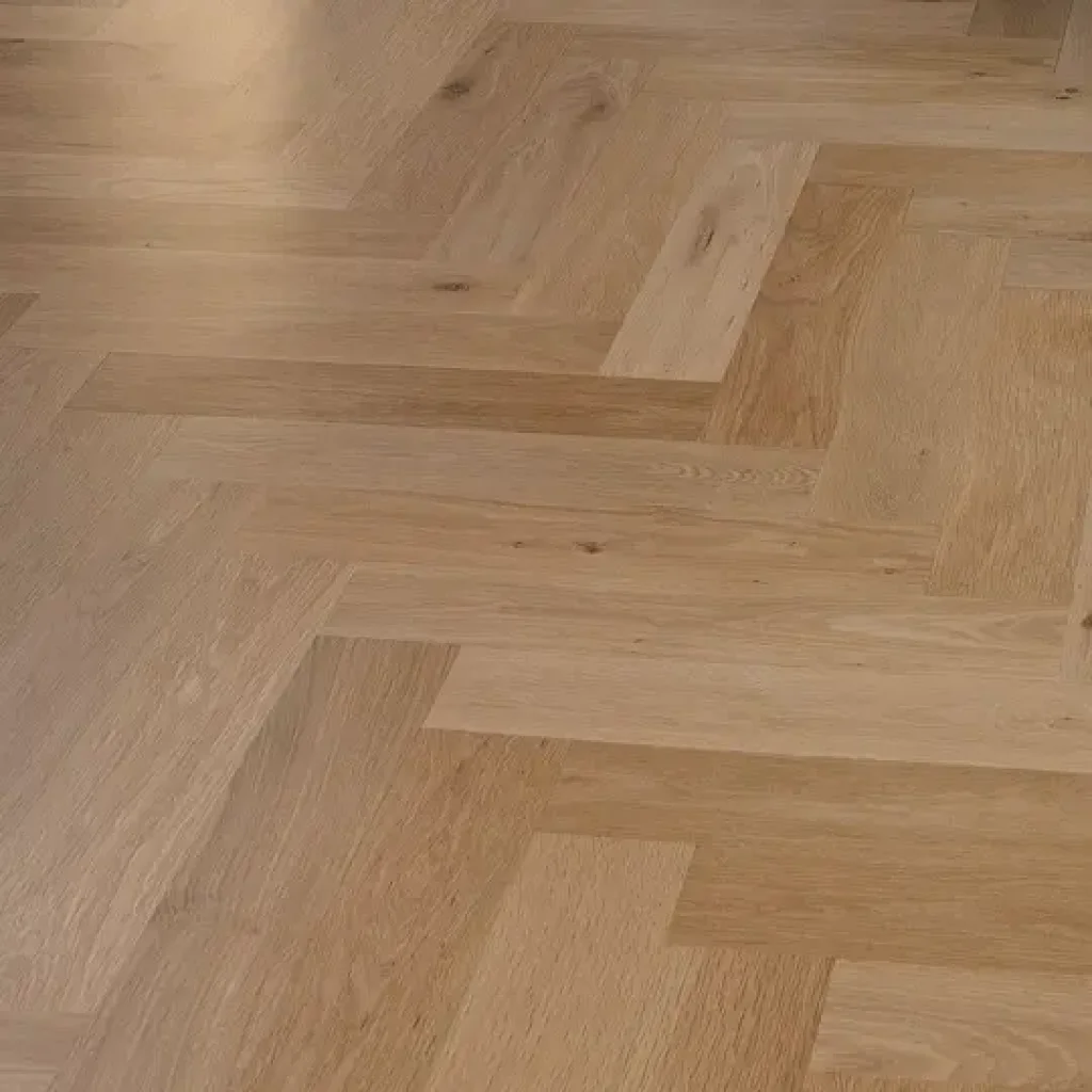 Solid Oak Herringbone 120 Image