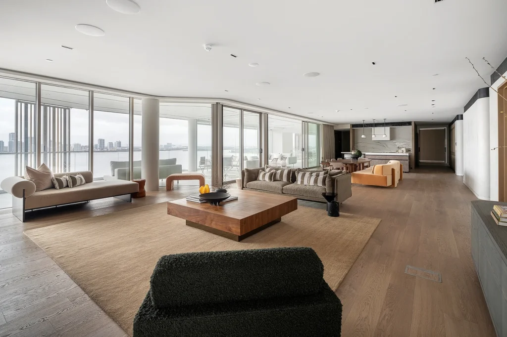 Woodpecker Flooring Image