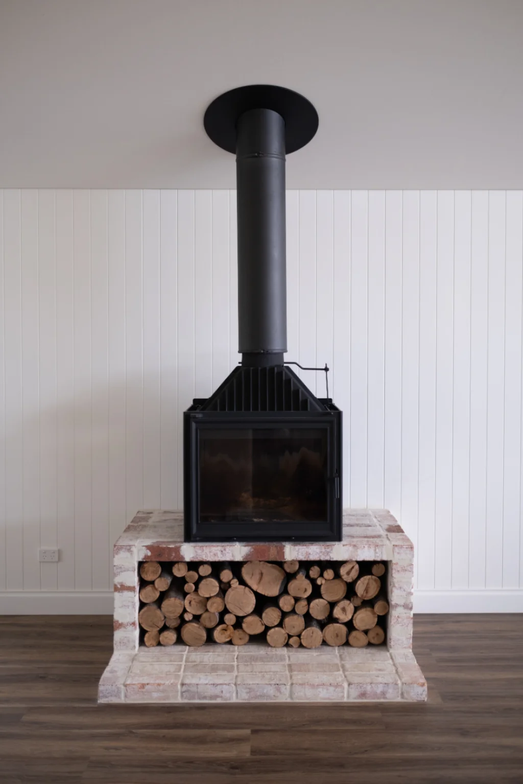 Woodpecker Flooring Image